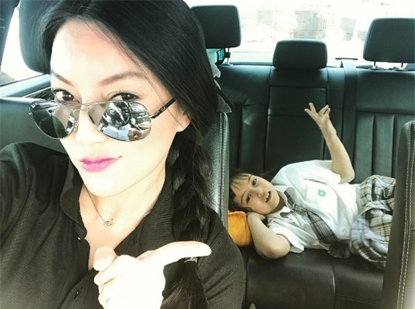 Nhan sắc nhí Thái Lan từng khiến các hot girl thời nay chạy dài bây giờ ra sao? - Ảnh 12.