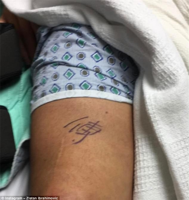 Ibrahimovic lộ ảnh sau phẫu thuật đầu gối - Ảnh 2.