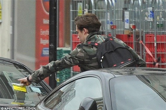 cậu cả Brooklyn,Cậu cả nhà Beck-Vic,victoria david beckham,ngôi sao David Beckham, sao Hollywood