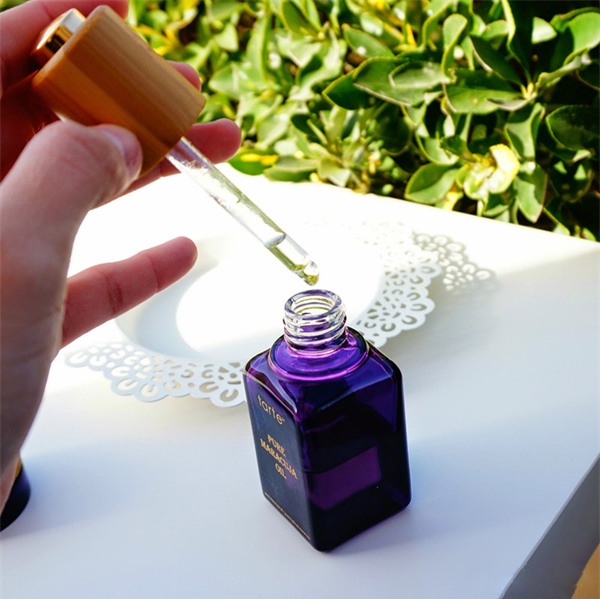 Dùng dầu dưỡng vào mùa hè: không phải cứ dùng đơn thuần là có hiệu quả - Ảnh 1.