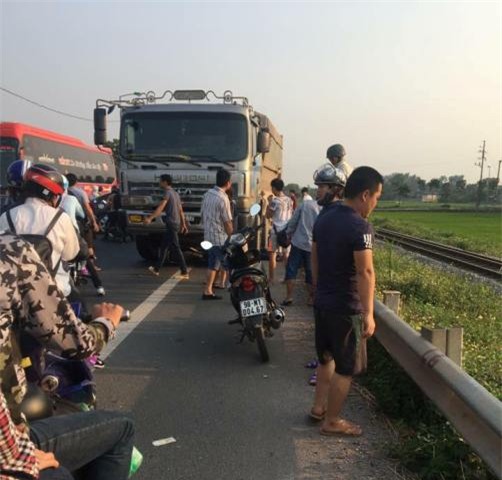 Hiện trường vụ tai nạn thương tâm. Ảnh: B.Đ