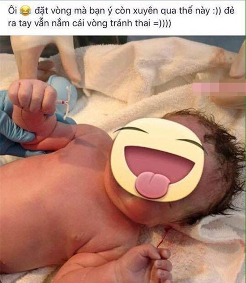 su co cuoi ra nuoc mat, em be de ra tay van cam chat chiec vong tranh thai - 1