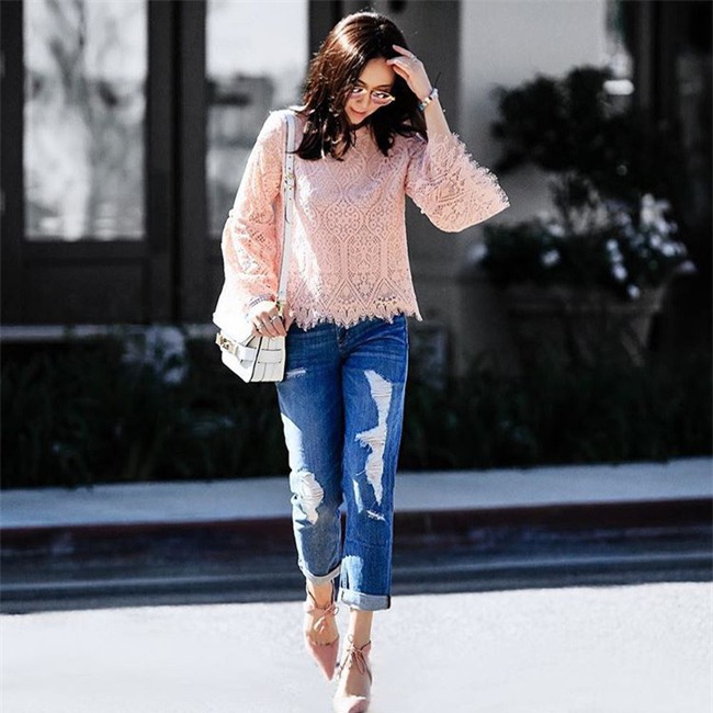 Có bao giờ bạn nghĩ quần jeans với giày cao gót lại hợp gu thế này? - Ảnh 17.