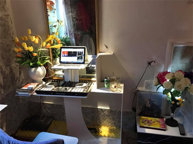 cuoc song hiep ga the nao sau qua khu day ray scandal? hinh anh 15