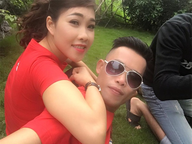 cuoc song hiep ga the nao sau qua khu day ray scandal? hinh anh 25