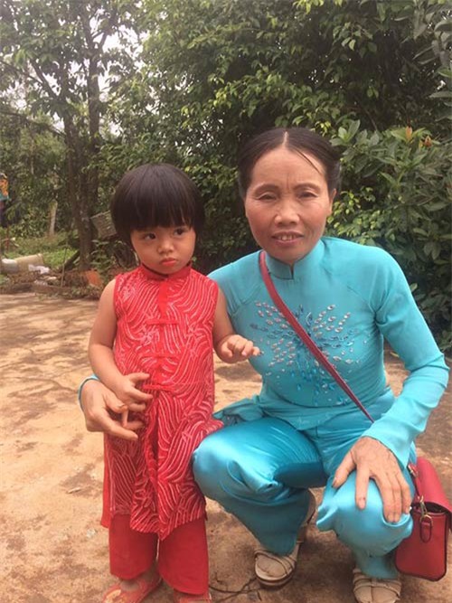 bi che de con doi rach, ba me lot xac nho pttm da lam dieu khien khong it nguoi bat ngo - 5