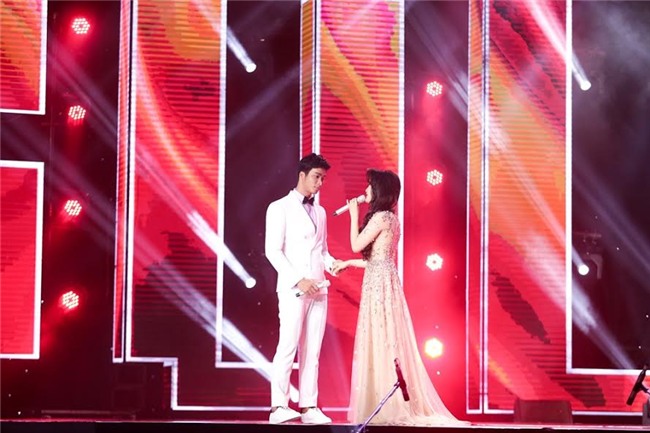 Quang Le buc boi khi Ngoc Son ep thi sinh hat theo y cua minh hinh anh 7