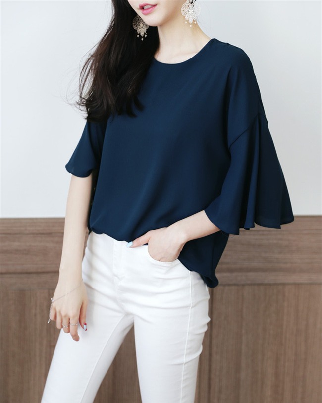 Diện váy áo ngày hè, cứ thêm những chi tiết bánh bèo này vào là đảm bảo xinh ngất ngây - Ảnh 12.