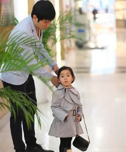 con gai sao viet be ti nhung da "cuc chanh" voi loat tui dieu - 9