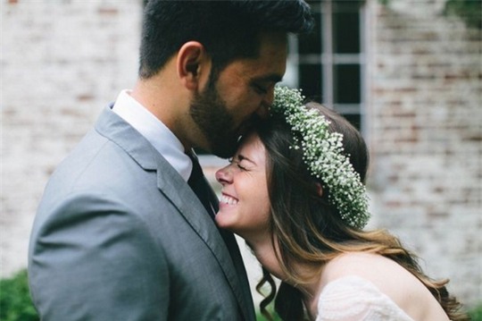 soc khi phat hien vo thuong xuyen nhan tien cua “nguoi cu” - 1