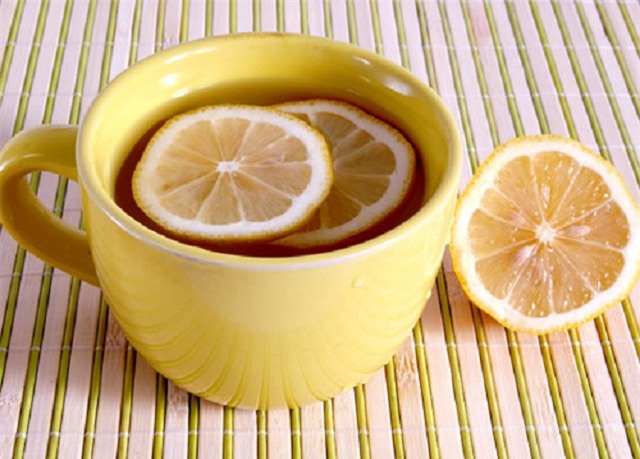Điều gì sẽ xảy ra khi uống nước chanh ấm vào 7h sáng, 11h30 sáng, 5h30 chiều và 8h tối? - Ảnh 3.