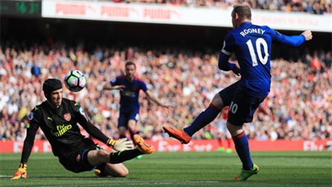 Nếu Rooney đồng đội hơn, M.U đã có bàn mở tỷ số