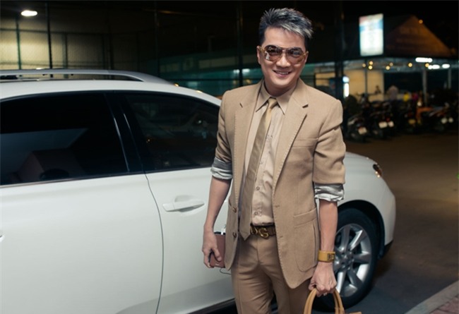 sao "cuoi" xe tien ty di cham thi: ha ho "chua la gi" voi thu minh hinh anh 16