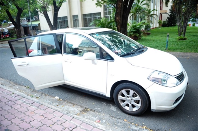 sao "cuoi" xe tien ty di cham thi: ha ho "chua la gi" voi thu minh hinh anh 17