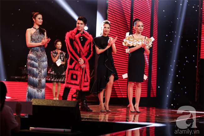 Noo Phước Thịnh gây choáng khi nặng lời với học trò ngay trên sân khấu The Voice - Ảnh 1.