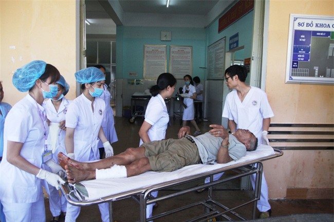 Vụ tai nạn thảm khốc 12 người chết ở Gia Lai: Lời kể ám ảnh của người sống sót - Ảnh 1.