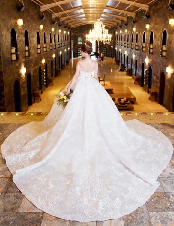 Lâm Khánh Chi, ảnh cưới Lâm Khánh Chi , bộ ảnh cưới Lâm Khánh Chi , Lâm Khánh Chi  kết hôn, sao Việt