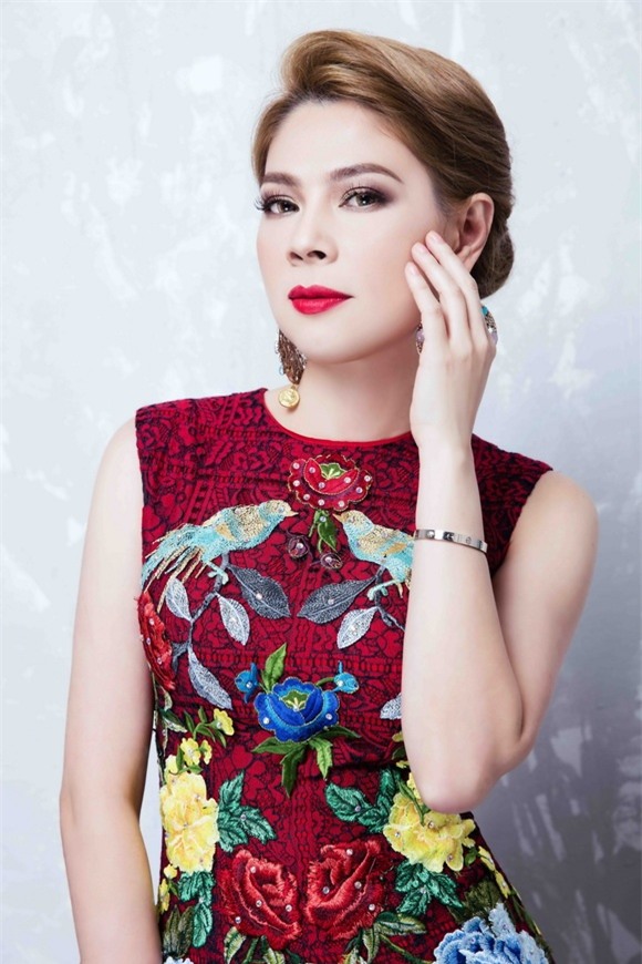 Ca sĩ thanh thảo,búp bê thanh thảo,thanh thảo đẹp bất ngờ