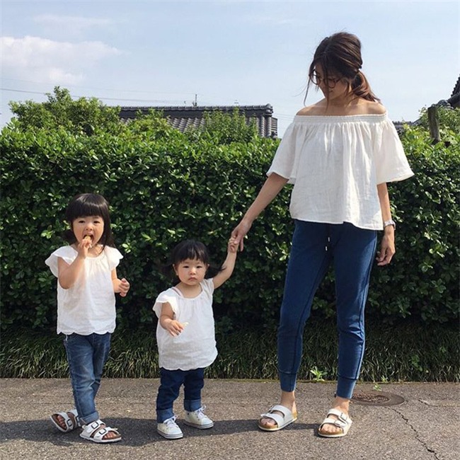 Mẹ nào có con gái mà chẳng mê diện đồng phục quá đỗi xinh xắn thế này! - Ảnh 23.