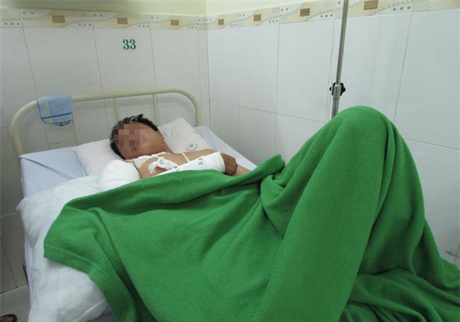 loi ke hai hung cua nan nhan bi dam lien tiep sau va quet xe may hinh anh 2