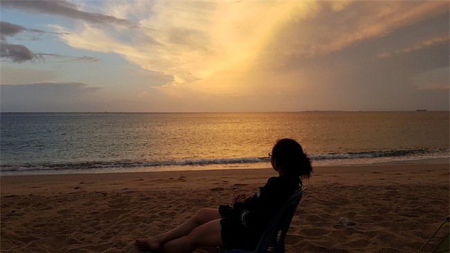 Cắm trại đêm, đón bình minh ở biển Vĩnh Hảo - Ảnh 7.