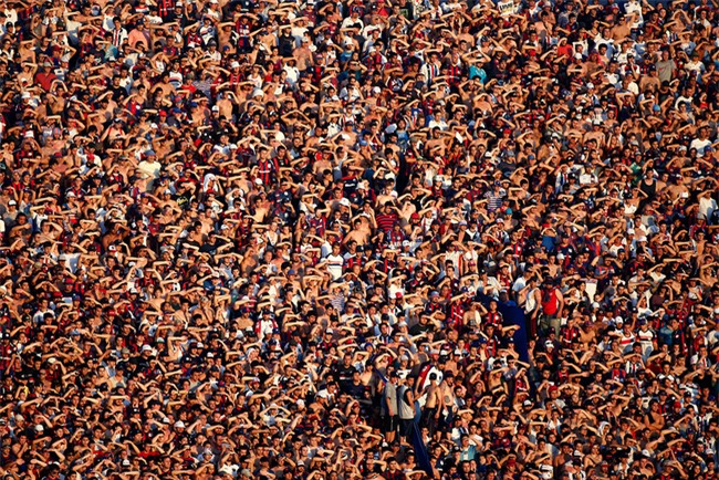 Đau đầu vì quá giàu: Sẽ ra sao nếu Apple đem 250 tỷ mình có chia cho tất cả mọi người? - Ảnh 2.