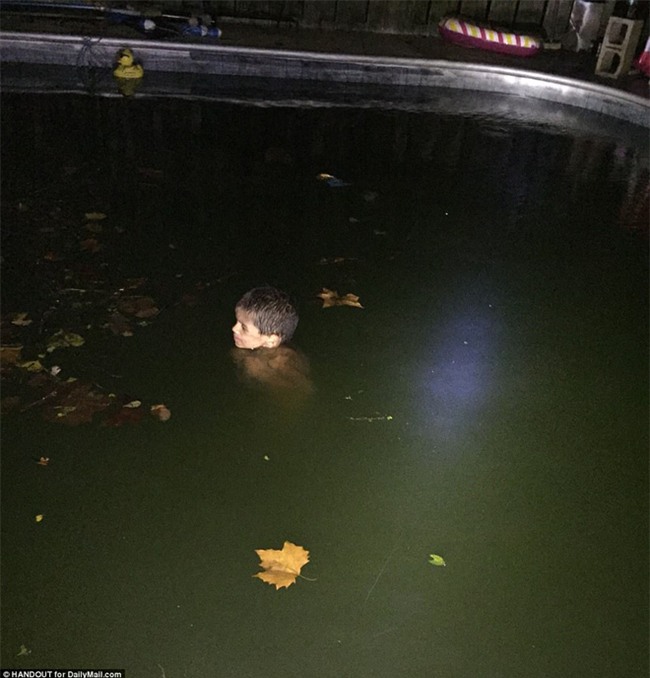 Nước Mỹ căm phẫn câu chuyện cặp vợ chồng bỏ đói, tra tấn con tới chết rồi đem xác cho lợn ăn - Ảnh 2.