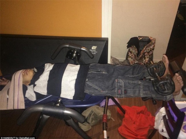 Nước Mỹ căm phẫn câu chuyện cặp vợ chồng bỏ đói, tra tấn con tới chết rồi đem xác cho lợn ăn - Ảnh 2.