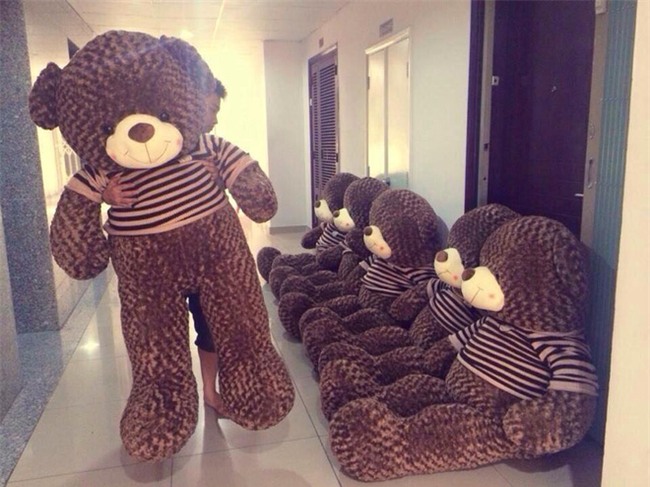 Người yêu đi grab bị đá, không biết đi xe máy.... cũng bị đá, ôi phụ nữ ! - Ảnh 1.