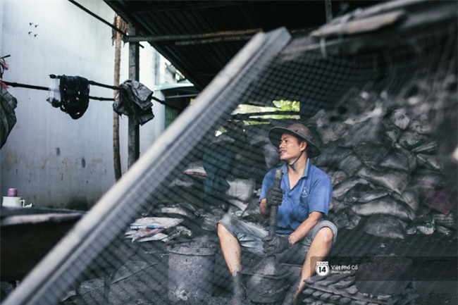 Có một người chồng như thế: Ở rể, không sinh con, dành hết thời gian nuôi mẹ vợ và 3 đứa cháu tật nguyền của vợ - Ảnh 10.