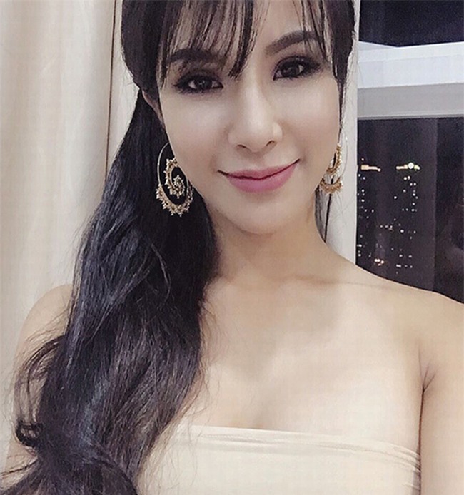 goi cam het nac nhung 3 my nhan nay van quyet dinh "dap di xay lai" hinh anh 6