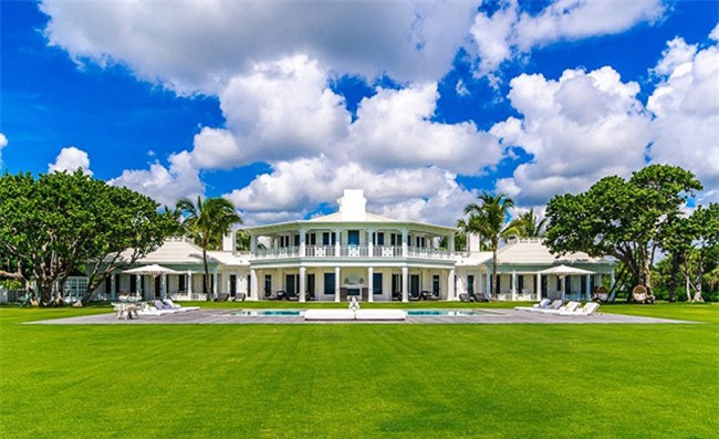 ngam biet thu 4 nam moi co nguoi “dam” mua cua danh ca celine dion hinh anh 2