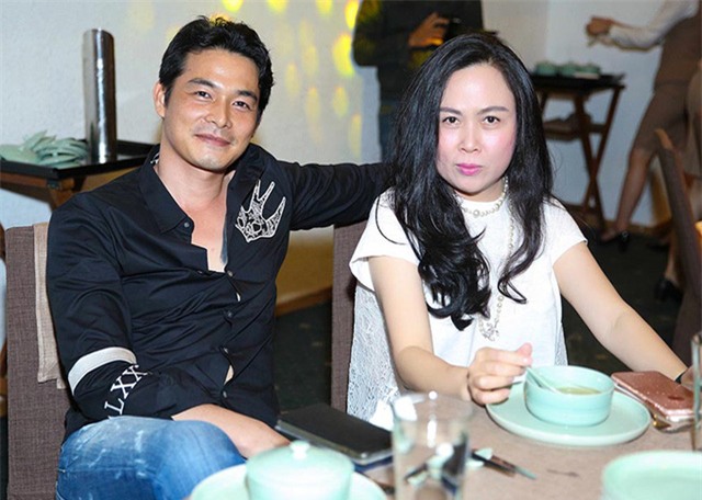 Cặp đôi không ngại thể hiện tình cảm trước ống kính