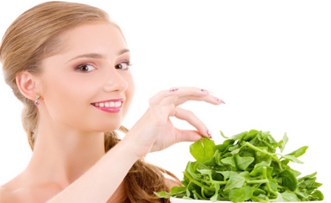 5 cong dung than ky cua rau chan vit cho sac dep