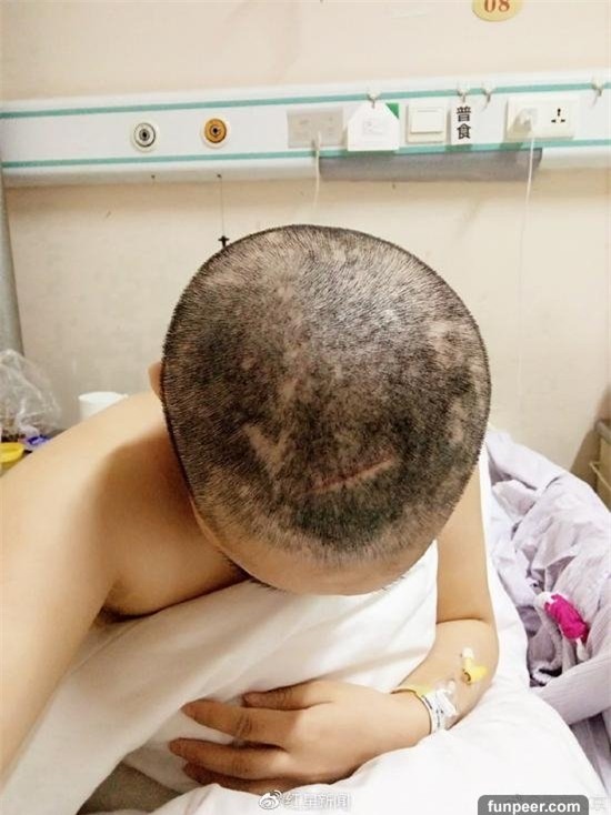 Yêu người đàn ông hơn 20 tuổi qua mạng, thiếu nữ xinh đẹp nhận kết cục bi đát sau 3 tháng hẹn hò - Ảnh 2.