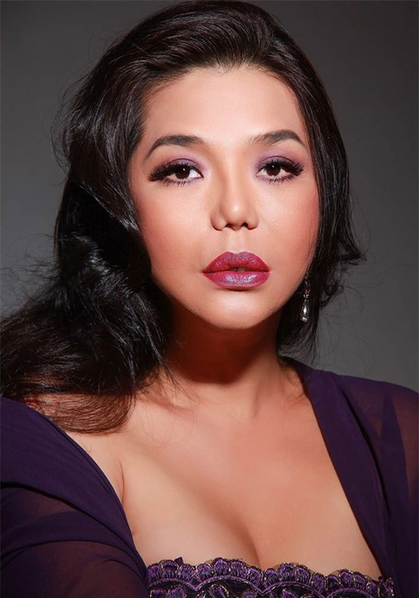 Cindy Thái Tài tiếp tục sửa mũi lần 5, đập đi xây lại toàn bộ mặt - Ảnh 1.