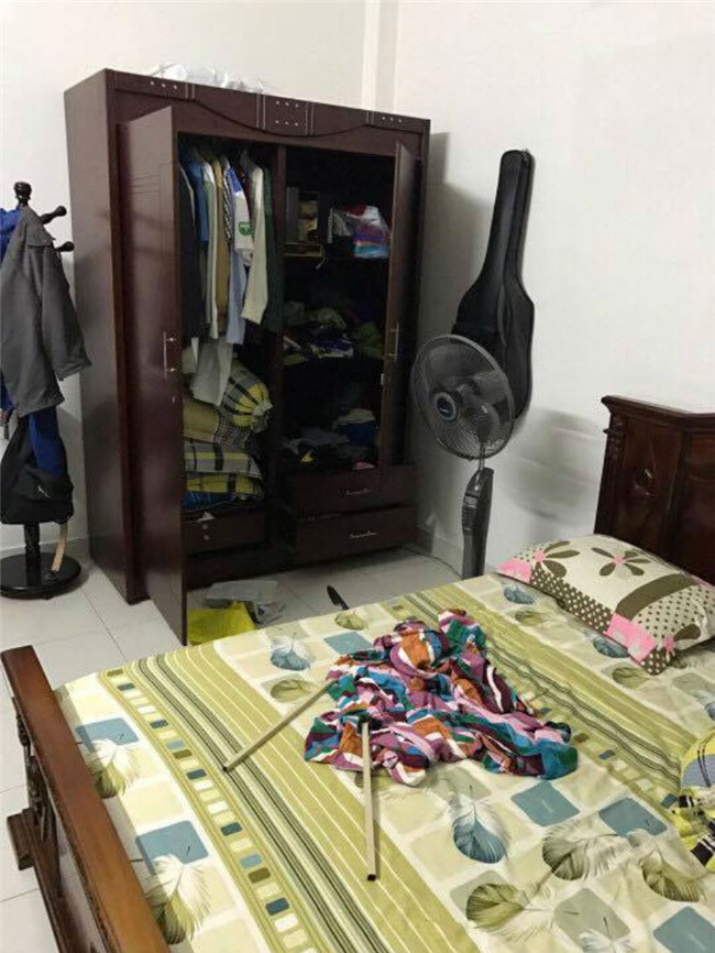 trộm tài sản, camera ghi nhận kẻ trộm, kẻ trộm cầm dao, trộm đột nhập, điều tra vụ trộm, bình chánh, sài gòn