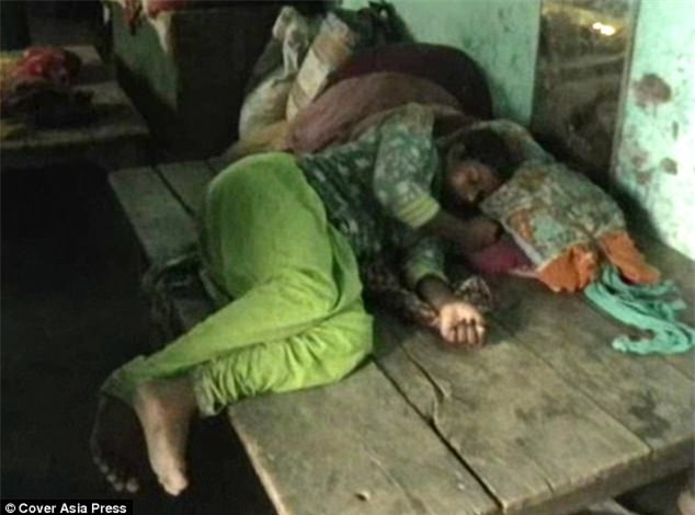 Thiếu nữ bị chôn sống gần 2 giờ chỉ vì gia đình không bán đất cho nhà giàu - Ảnh 3.