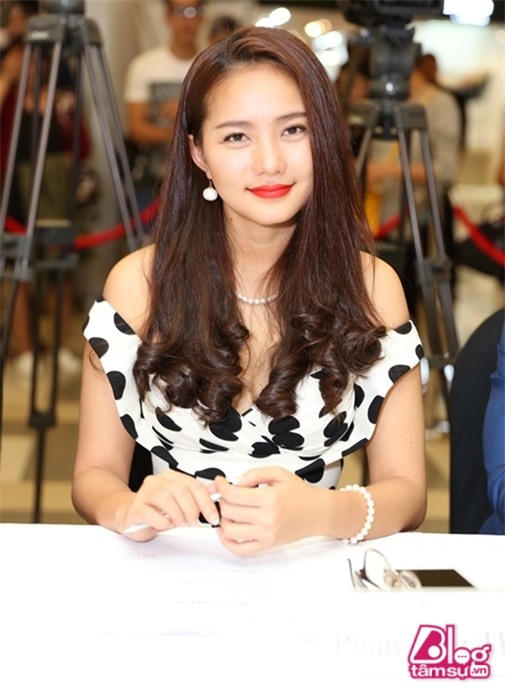 phan-nhu-thao-tut-doc-khong-phanh-blogtamsuvn8