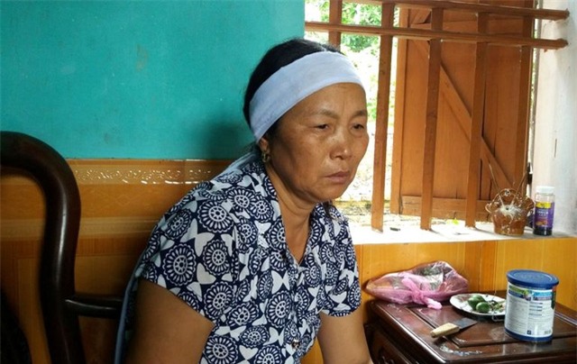 Bà Lụa, vợ nạn nhân mong muốn sự việc được làm minh bạch, công bằng. Ảnh: Đ.Tuỳ
