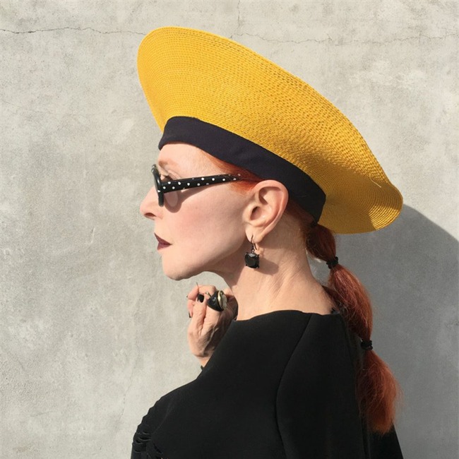 Thanh niên nhiều người cũng chưa chắc ăn mặc chất chơi được như 4 cụ bà này - Ảnh 15.