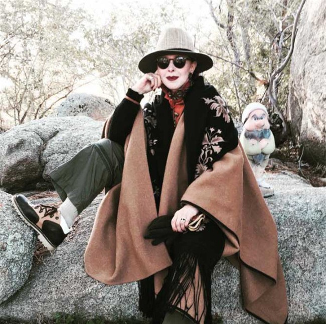 Thanh niên nhiều người cũng chưa chắc ăn mặc chất chơi được như 4 cụ bà này - Ảnh 18.