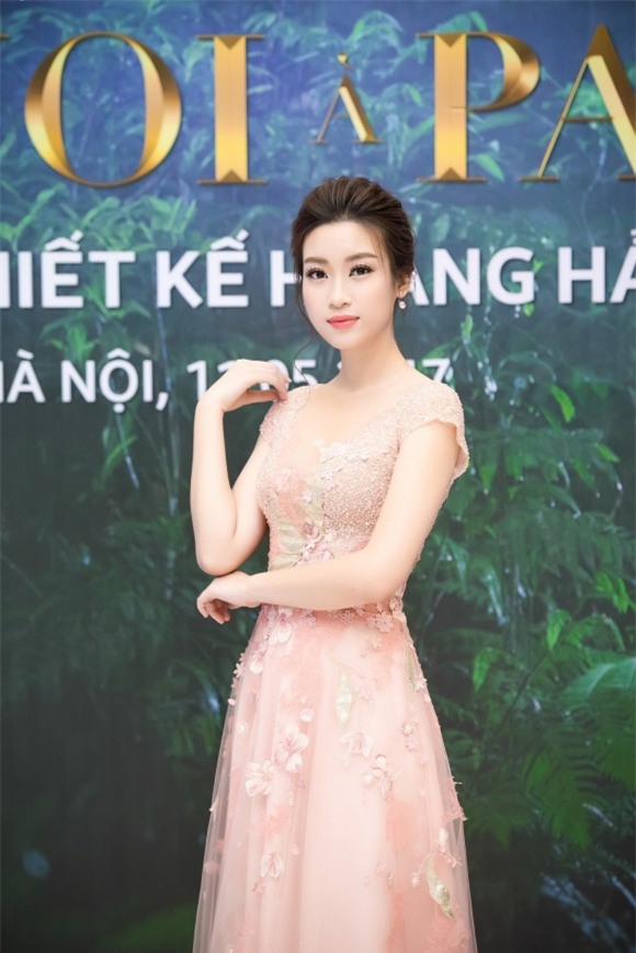 Hoa hậu Mỹ Linh, Hoa hậu Đỗ Mỹ Linh, Đỗ Mỹ Linh, sao việt