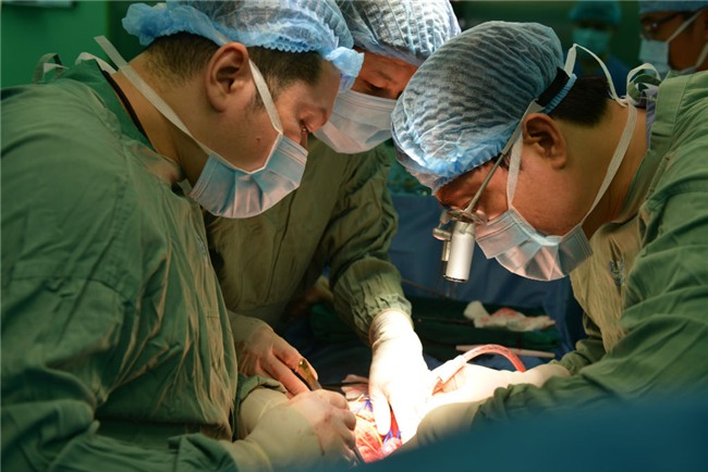 u thận, ghép thận, u bướu, suy thận, bệnh viện Đại học Y dược