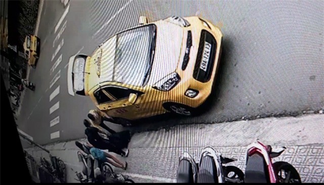 du khách, chặt chém du khách, chặt chém