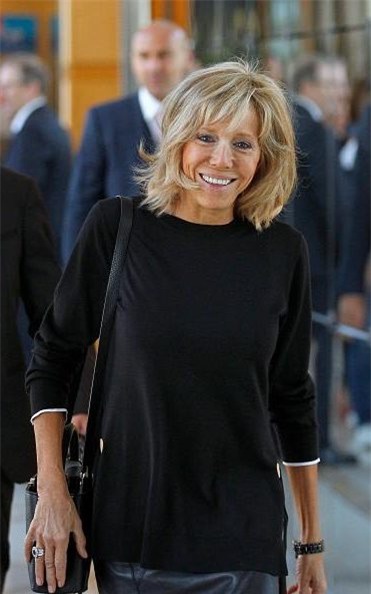 du mac loi trang diem, de nhat phu nhan phap van co 4 bai hoc lam dep dang quy - 2