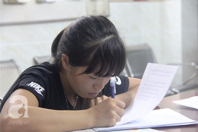 Bé trai 9 tuổi đi lạc 3 ngày, mẹ bận đi làm không đến đón, dì lên nhận thay nhưng không được - Ảnh 3.