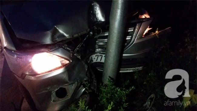 Hà Nội: Xe ô tô điên tông hàng loạt xe máy, xe đạp khiến ít nhất 5 người nhập viện - Ảnh 5.