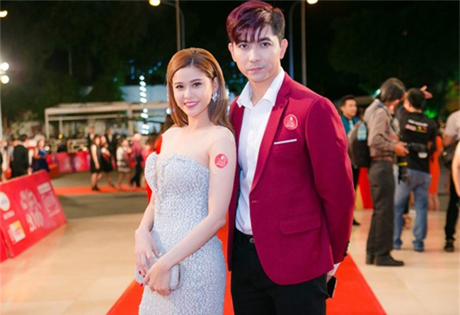 ngoai sexy, day la "vu khi" cua quynh anh khien tim kho roi nua buoc hinh anh 15