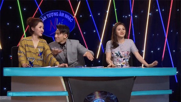 Làm giám khảo, Bích Phương cũng không thể giấu được bản chất cực lầy! - Ảnh 5.